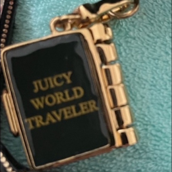 New JUICY COUTURE PASSPORT CHARM WORLD TRAVELER BOOK CHARM - Picture 10 of 11